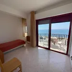 Lungomare Brancaleone 3*