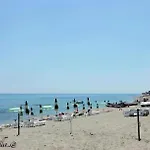 Lungomare Brancaleone 3* 브란칼레오네 마리나