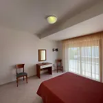 Lungomare Brancaleone Guest house 3*
