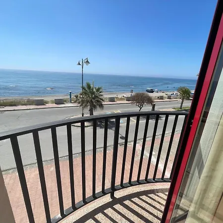 Lungomare Brancaleone ゲストハウス 3*