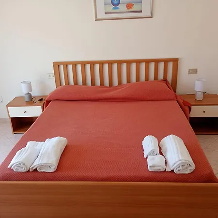 Lungomare Brancaleone 3*