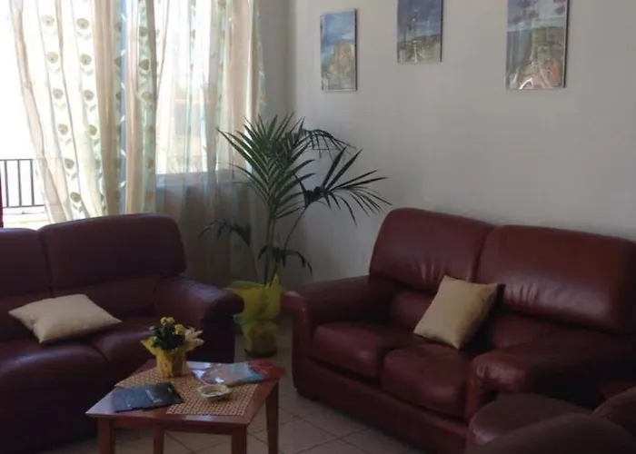 Lungomare Brancaleone 3*