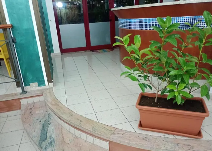 Lungomare Brancaleone 3* ブランカレオーネ・マリーナ