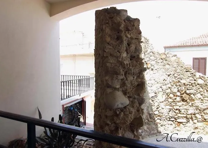 Lungomare Brancaleone ゲストハウス ブランカレオーネ・マリーナ